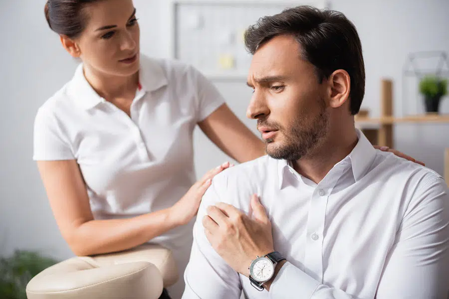 douleur à l'epaule à cause d'une bursite sous acromiale