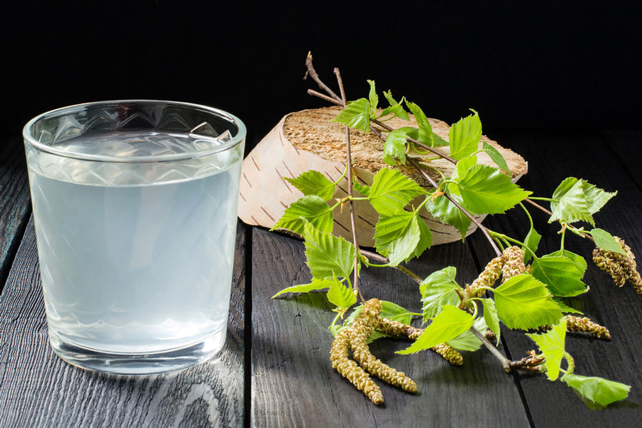 verre de jus de bouleau