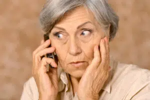 Harcèlement-téléphonique-grands-parents