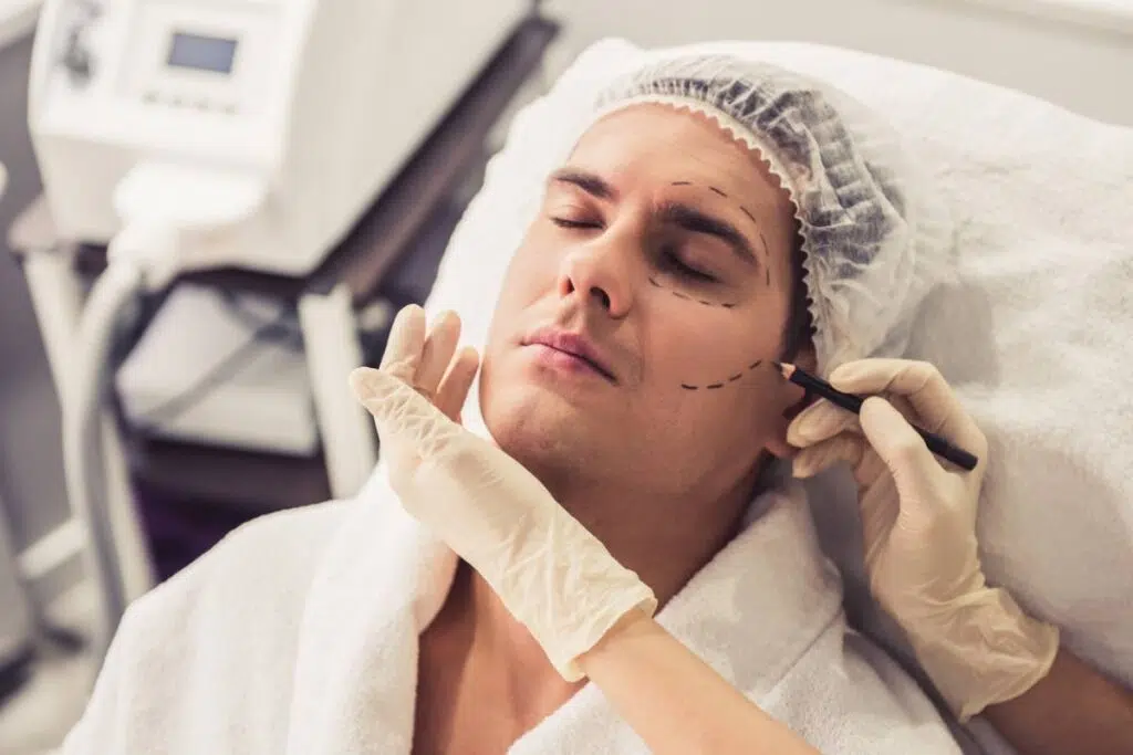 esthetique chirurgie hommes.jpg