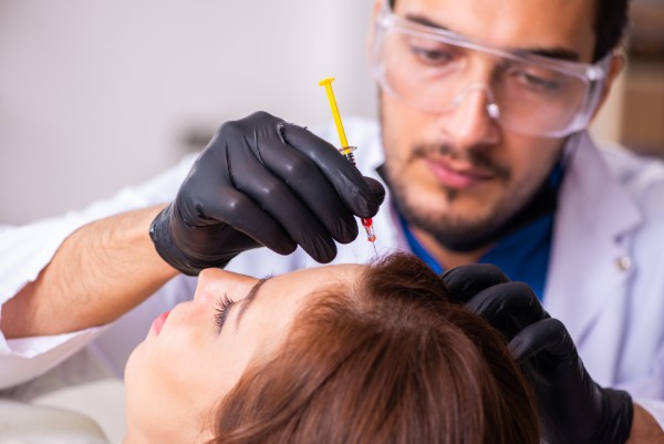 concept de greffe de cheveux